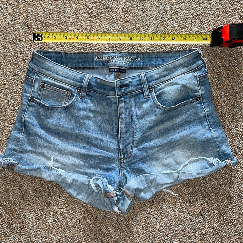 AE super super stretch shorts